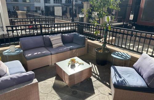 Stylish Gaslamp 1BR Den Patio Walk Everywhere - Foto 27