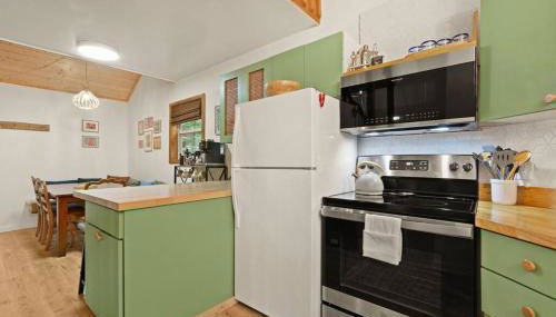 Cozy Mountain Chalet With Hot Tub Outdoor Movie Screen And Fire Place - Foto 3