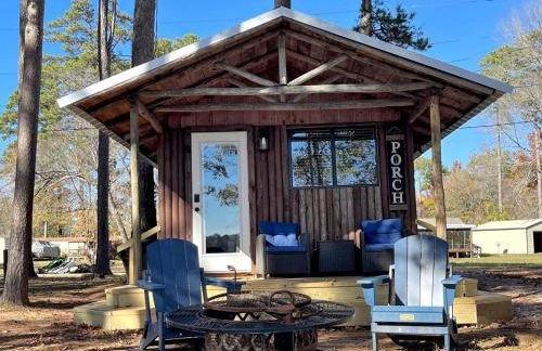 Gorgeous Cabin with Beautiful Views of Toledo Bend Lake for a Relaxing Couples Getaway in Hemphill, Texas - Foto 1