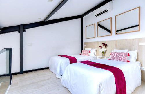 Location Location Location F42 - Photo 40