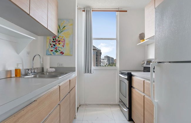 Navio Beach 2BDR Oceanfront Pool Parking - Photo 11