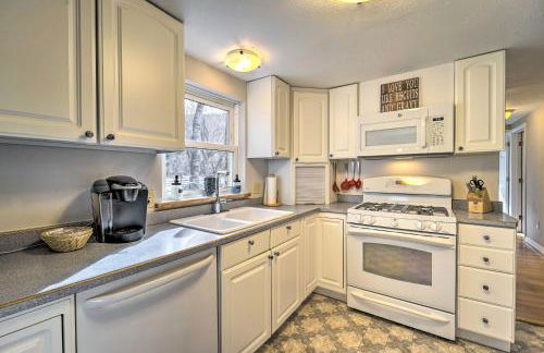 Dolores Ranch Cabin with Hot Tub and 1-Acre Yard! - Foto 11