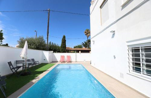 2 apartamentos en una excelente villa de playa compartiendo Piscina y Jardín - Foto 11