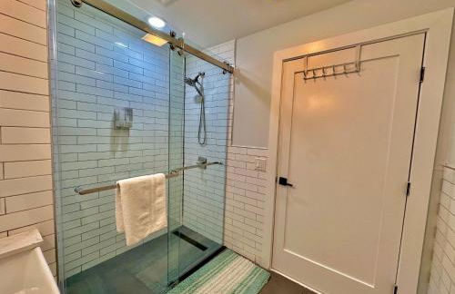 The Stylish Suite - 1BR with Free Parking - Foto 18