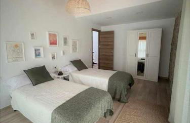 Encuentra el norte en la "Casa del buen camino" - Foto 13