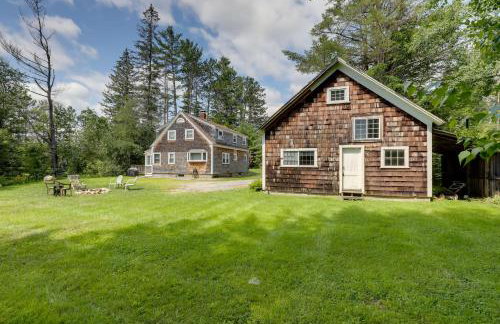 Franconia Escape on Half Acre w/ Fire Pit & Deck! - Foto 25
