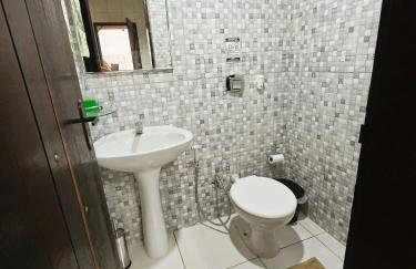 Chalé Aconchegante em Condomínio no Centro - Foto 28