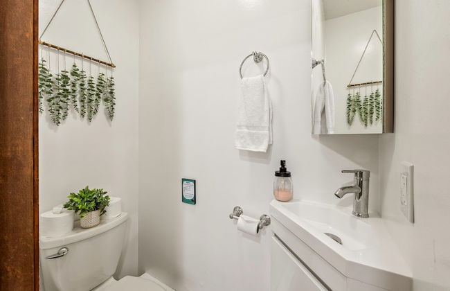 The Bear s Den by Avantstay Prime Location Renovated w Movie Game Room - Foto 14