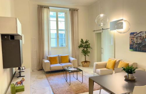 Duomo Luxury Apartment - Photo 12