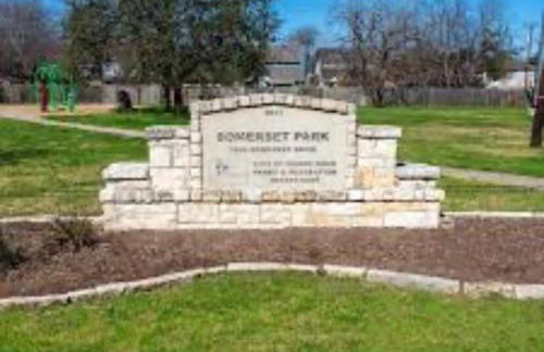 Family Retreat Near Kalahari Sleeps 10 Modern - Foto 38