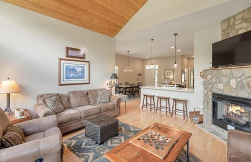 Cozy Cabin Right on the New River in Todd - Easy River Access - Fire Pit - Photo 8