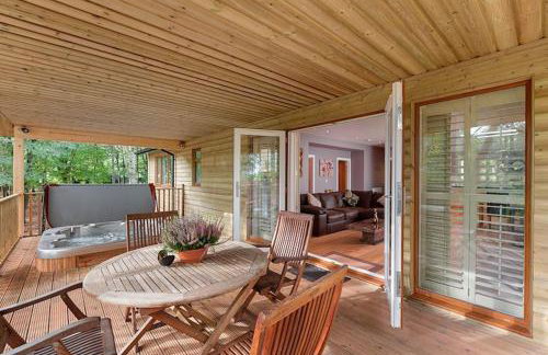 Willow Lodge, Hot Tub, Woodburner - Foto 4