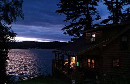 Lake Bomoseen Log Cabin - Foto 34