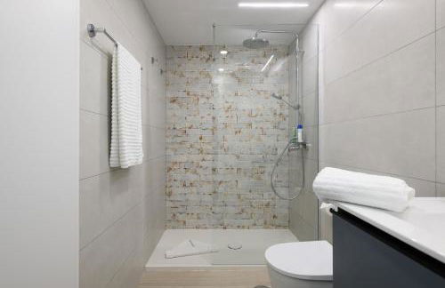 RENOVADO APARTAMENTO 1º LINEA DE MAR - Foto 26