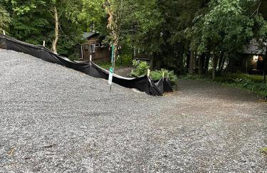 Cozy Lake House with Fireplace, Views, Close to Skiing! - Foto 20