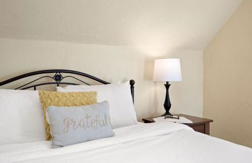 Cozy Victorian Cottage in the Heart of Old Town! - Foto 34