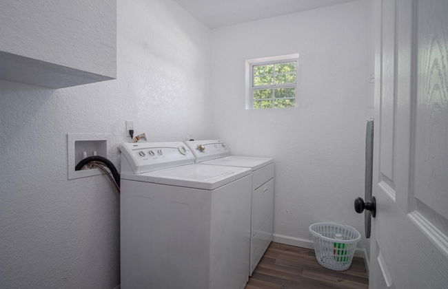 Charming 4BR 2BA Only 5 Mins Downtown Riverwalk - Foto 10