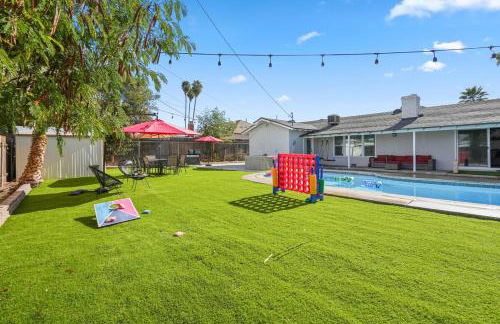 Sleeps 12 - Hot Tub - Pool - Game Room & Fire Pit! - Foto 12