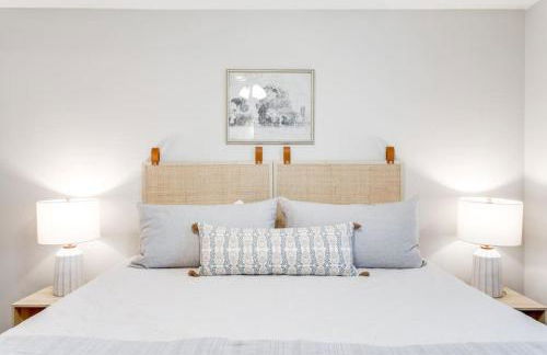 Walnut St, Charming, 3bed, 2bath - Photo 4