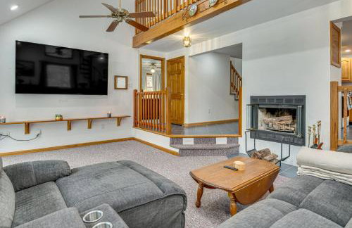 Family Retreat Near Winter Trails in Wakefield! - Foto 5