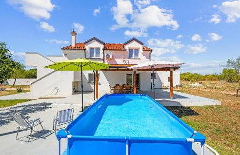 Cozy Apartment In Dragisici With Wifi - Photo 8