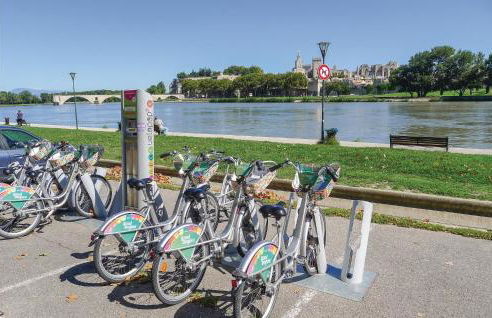 4 Bedroom Gorgeous Home In Pujaut - Photo 29