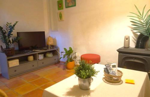 The Alicante Old Town artist workshop, Impressive rooftop, terrace with amazing city views and sea views, BBQ, Air conditioner, Wifi - Foto 50