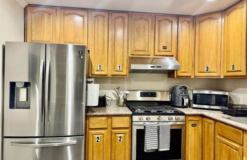 Cozy 4bed home close to everything around SF - Foto 12