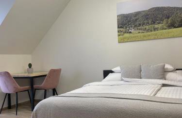 Dwór Bysina - Foto 18