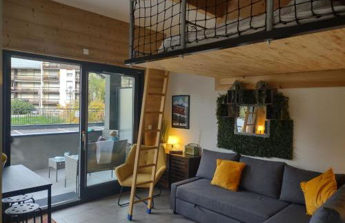 Roomy studio near town and ski lift, free WiFi and parking - Foto 1