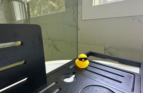 Luxury 4BR 4BA w In-law suite & Firepit Lounge - Foto 19