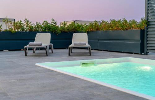 Limi Deluxe Sea View Suites - Private Pools - Foto 75