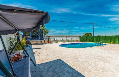 6 Bedroom Lovely Home In Ceranje Gornje - Foto 14