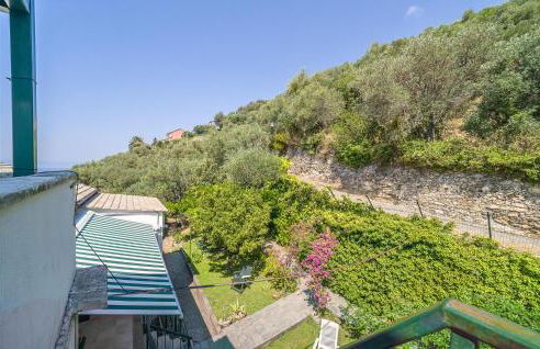 1 Bedroom Nice Home In Avegno - Foto 11