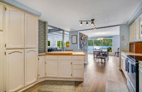 Grandpa's Lake House - Foto 17