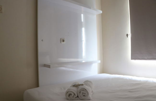 Cozy Stay and Simply 2BR at Green Pramuka City Apartment - Foto 4