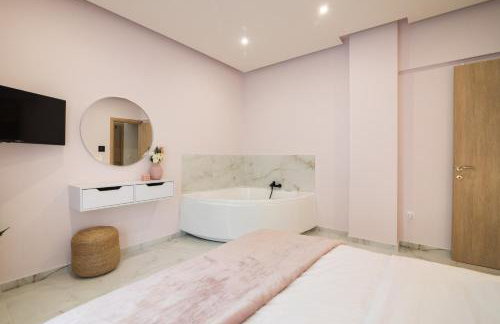 Almond Jacuzzi Suites - Private Jacuzzi - Self Check-In - Free & Easy Street Parking - Foto 9