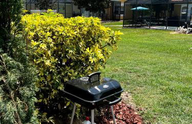 Stylish 3 bd townhouse near Disney with private pool. - Photo 34