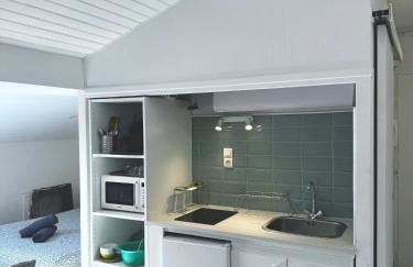 Studio Lumineux & Spacieux, Tout Neuf, Grand Lit - Foto 11