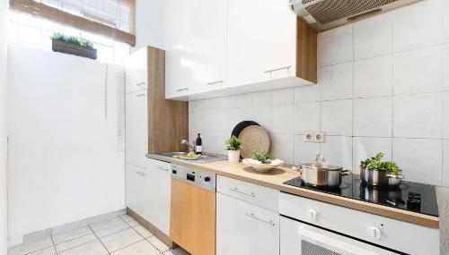 Chic 4 Room Apartment in Mannheim - Foto 2, stove, dishwasher