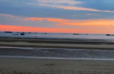 Gîtes en Normandie en FRONT DE MER à Asnelles , 3km d'Arromanches, 10km de Bayeux - Foto 22