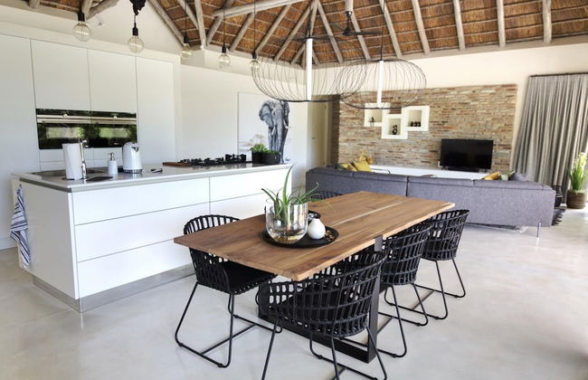 Discover the Attraction of Villa Umoja - Photo 23