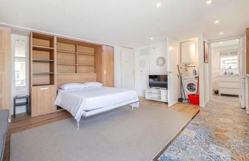 Amazing Apartment In Sant Pere De Ribes - Photo 13