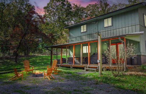 Big Yard Family Getaway - Pets OK - Grill and Hike - Foto 35