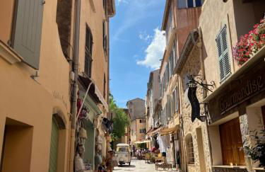 Terrasse Vue Mer - Appartement 6 pers, 3 chambres et Parking à St Tropez - Photo 37