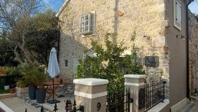 Sundial Stone House - Foto 4