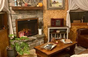 Woodhaven, darling romantic cabin, ATV trails, Mena, AR - Foto 36