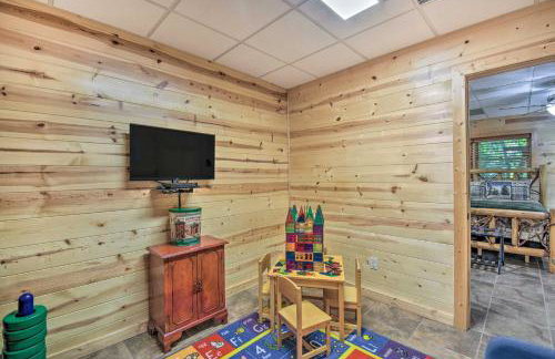 Great for Families! Lavish Hiawassee Cabin - Foto 30