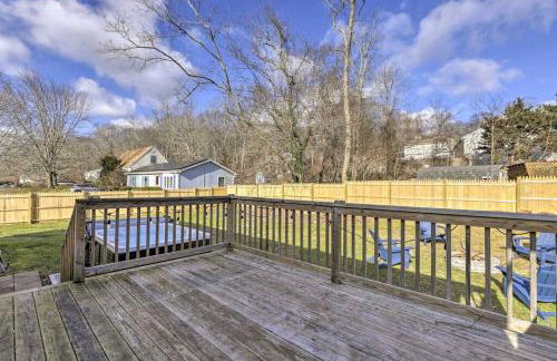 NEW! Updated Mystic Home w/ Sauna, Hot Tub & Deck - Foto 35