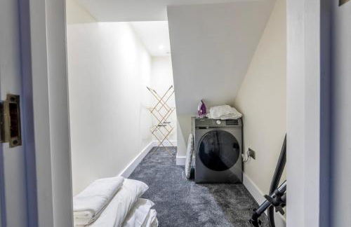 Newly Renovated Chandos Gardens by Prescott Apartments - Foto 6